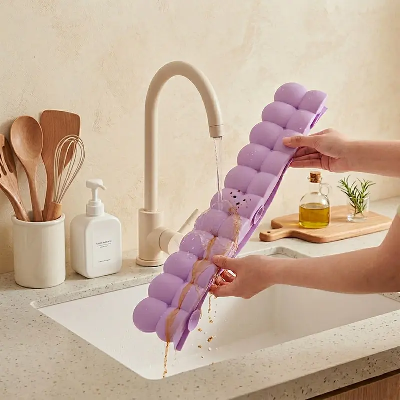 Silicone Sink Splash Guard with Suction Cups - Image 4